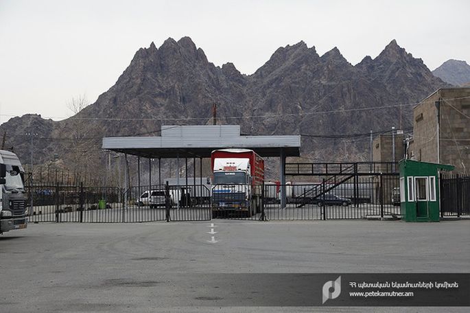ՊԵԿ. Սահմանային մաքսակետերում մեկ տրանսպորտային միջոցով տեղափոխվող ապրանքների ձևակերպումների ժամանակահատվածը կրճատվել է 40-60%-ով