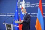 Ваан Унанян освобожден от должности пресс-секретаря МИД Армении