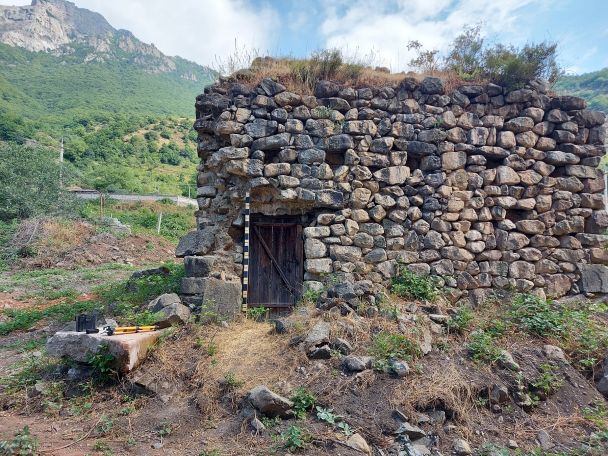 Քննարկվել են պատմության և մշակույթի հուշարձանների ամրակայմանը և վերականգնման 7 էսքիզային նախագծեր