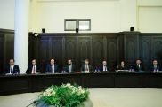 Գործադիրը 2023-2024 ուստարվա համար 5 ԲՈւՀ-ի 200 անվճար և բանակից տարեկետում ենթադրող տեղ հատկացրեց