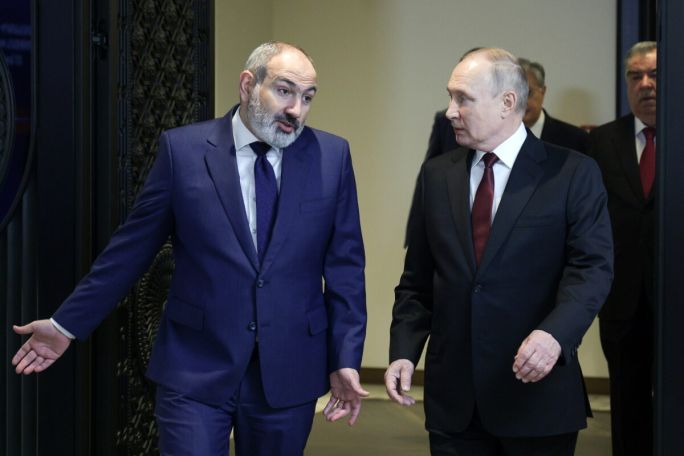 В Кремле прокомментировали угрозу ареста Путина в Армении