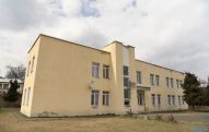 Основная школа Тагавард-Калера продолжает учебный процесс под прямым прицелом врага