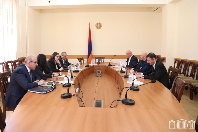 Օրենքն արգելելու է որոշ մարդկանց խաղերին մասնակցել