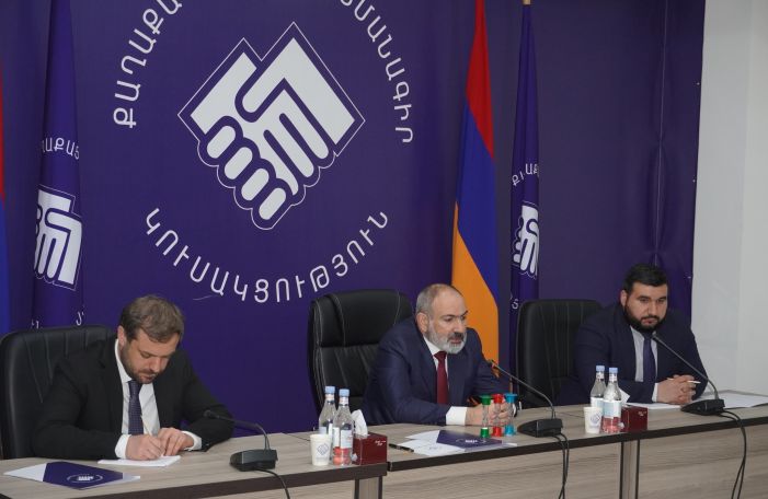 «Нельзя нарушать последовательность цветов флага Азербайджана»