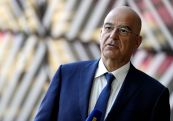 Greece says thaw with Turkey should continue after elections