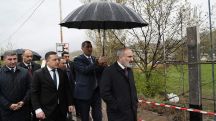 Бросившей в Никола Пашиняна зонтик женщине предъявлено обвинение