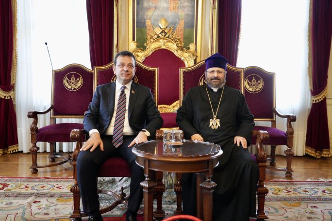 Ստամբուլի քաղաքապետն այցելել է Պոլսի հայոց պատրիարքարան
