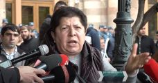 Акция у здания правительства Армении: «Не верим, что пожар в казарме был несчастным случаем»