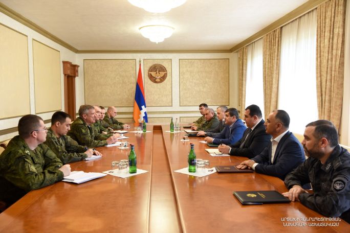 Artsakh president meets with new chief of Russian peacekeepers