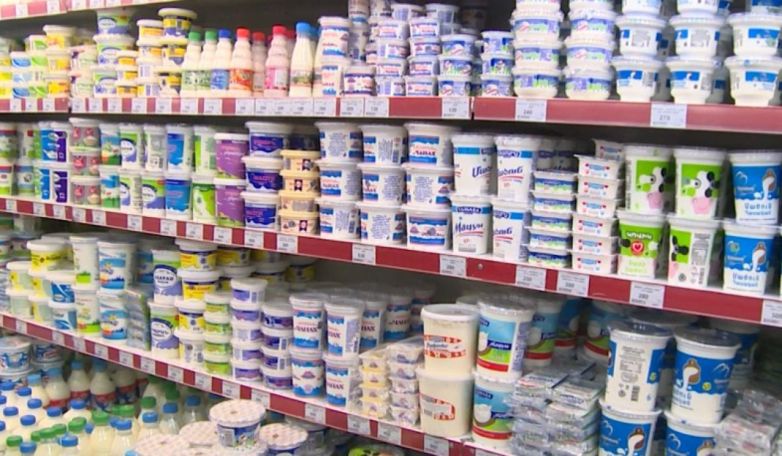 Armenia loses some 1.5 billion drams a month amid Russia's ban on Armenian dairy imports