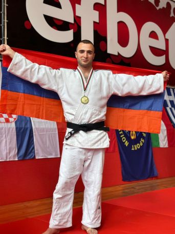 Armenia's Robert Gevorgyan wins gold at European Deaf Judo Championships
