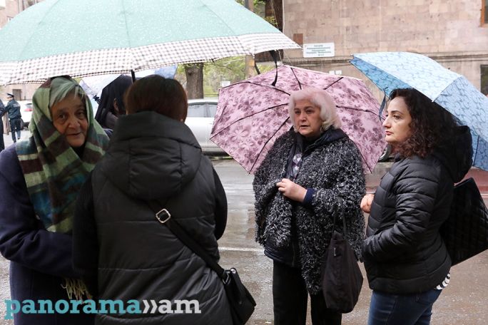 Քյարամյան. Զոհվածների ծնողները երբեմն իրավական դաշտից դուրս են գալիս, վիրավորում են նախաքննական մարմնին
