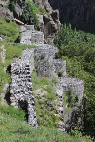 «Զվարթնոց» և «Բջնին» անցնում են ամառային աշխատանքային գրաֆիկի