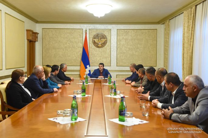 Artsakh leader continues political consultations
