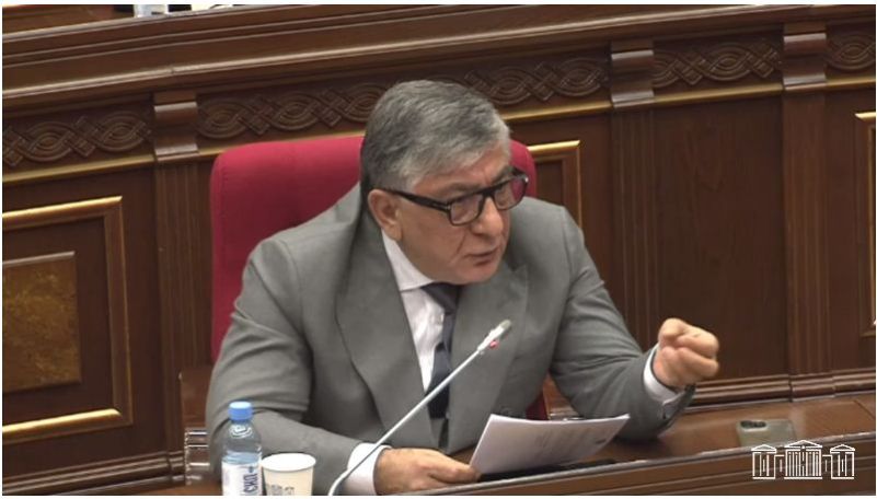 Սա շատ անընդունելի զրույց է մեզ համար՝ ԱԺ ամբիոնում էս կարգի քննարկումը. Խաչատուր Սուքիասյանը՝ Վահան Քերոբյանին