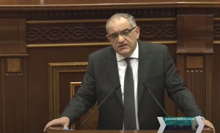 Ցավում եմ, որ ձեր նման մասնագետն այսօր ԲԴԽ-ում է ու դաշտը թողել է բազմաթիվ անգրագետների. Մանուկյանը՝ Վիգեն Քոչարյանին