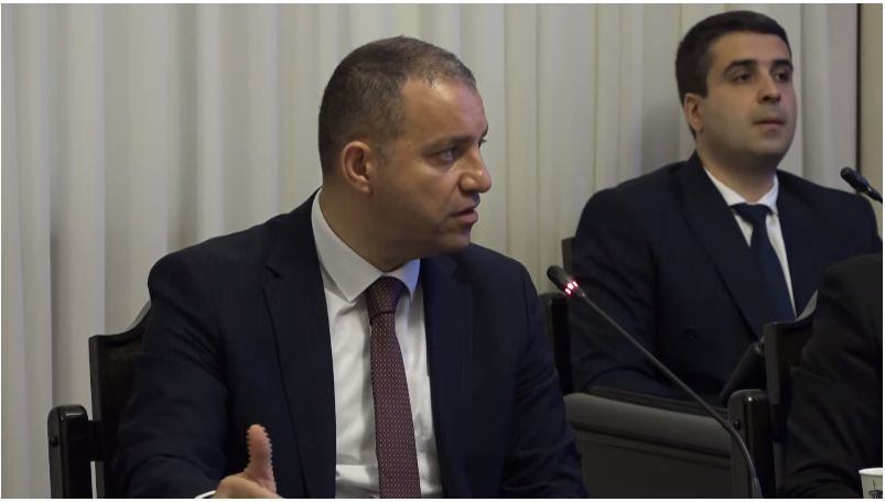 Նախատեսվում է դեղագործական ոլորտի ադրտադրության ծավալները 2027-ին հասցնել 40 մլրդ դրամի. Վահան Քերոբյան