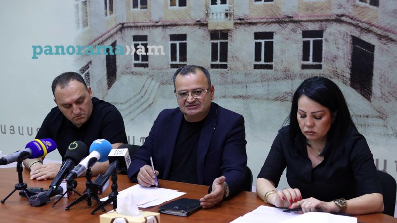 Criminal case against Armenian fallen soldier’s mother goes to court