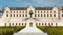Pashinyan, Aliyev arrive in Chisinau for fresh talks