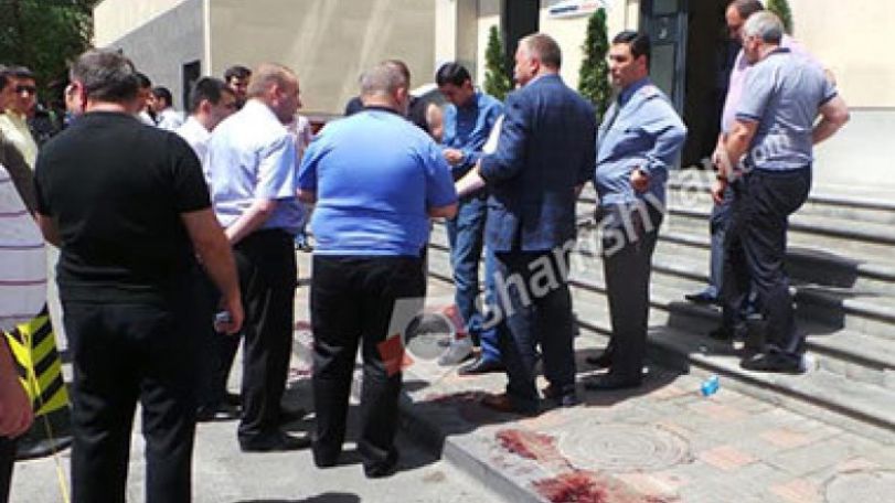 Стрельба в центре Еревана: двое пострадавших по-прежнему остаются в реанимации