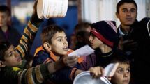 Red Cross delivers food aid to Aleppo