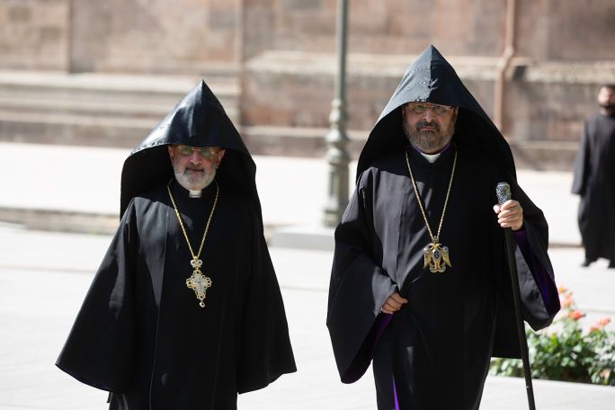 Patriarch Sahak Mashalian arrives at Mother See of Holy Etchmiadzin