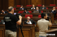 ՔՊ-ական պատգամավորին անհանգստացրել է մահապարտների մասին Աղվան Վարդանյանի հայտարարությունը