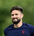 Форвард «Милана» Оливье Жиру поддержал армян Арцаха