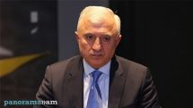 Դանիելյան. Զինանշանի նկարագիրը տրված է Սահմանադրության նորմերով, որոնք կարող են փոփոխվել միայն հանրաքվեով