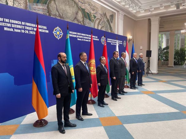 CSTO foreign ministers meeting kicks off in Minsk