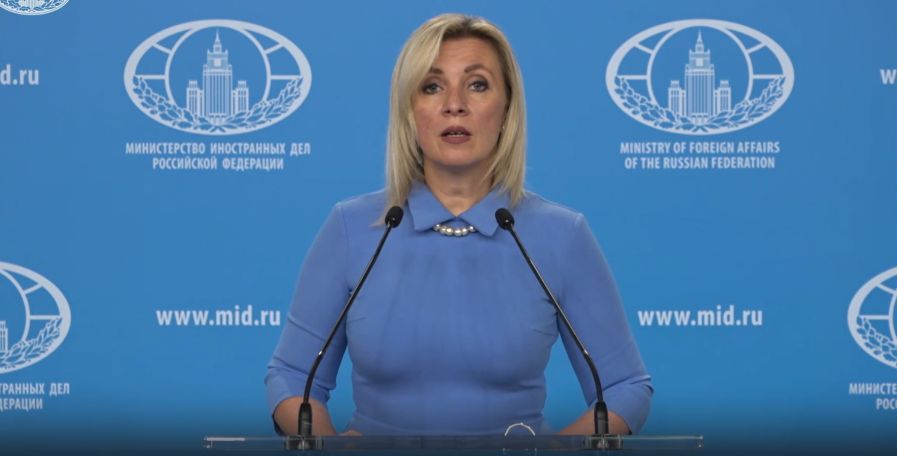 Захарова: Москва призывает стороны к сдержанности и урегулированию всех спорных вопросов мирным путем