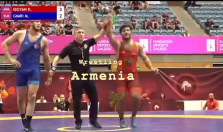 Young Armenian wrestler beats Turkish rival to win European gold