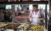 Драки в кафе и воровство в отелях: названы самые частые нарушения, совершаемые  российскими туристами