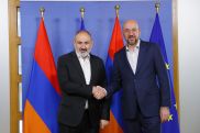 Pashinyan, Michel discuss tripartite meeting