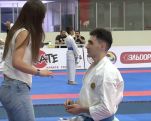 Оригинальное предложение руки и сердца – на турнире по карате в Ереване