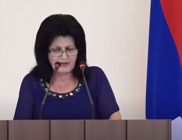 Տիկին էռատո, հուսով եմ, սովամահ եք լինելու ձեր ամուսնու գրկում. Արցախի ԱԺ պատգամավոր