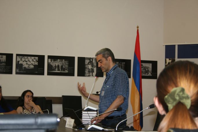Ցեղասպանագետ Սուրեն Մանուկյան. Եկեք մեզ չխաբենք