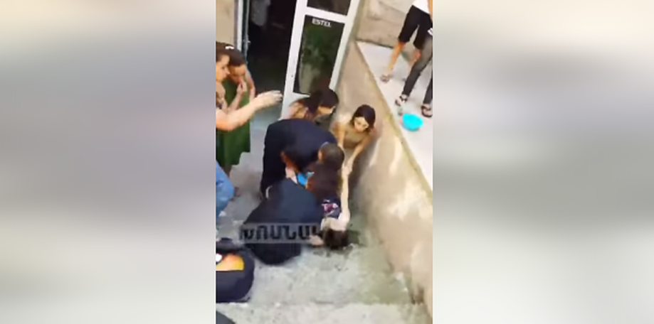В блокадном Арцахе женщина потеряла сознание