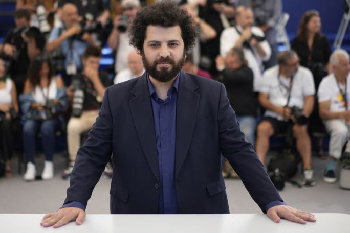 Iran sentences filmmaker for Cannes film screening