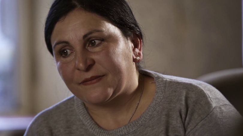 «Не сожалею, пусть судят»: бросившая в Пашиняна зонт женщина