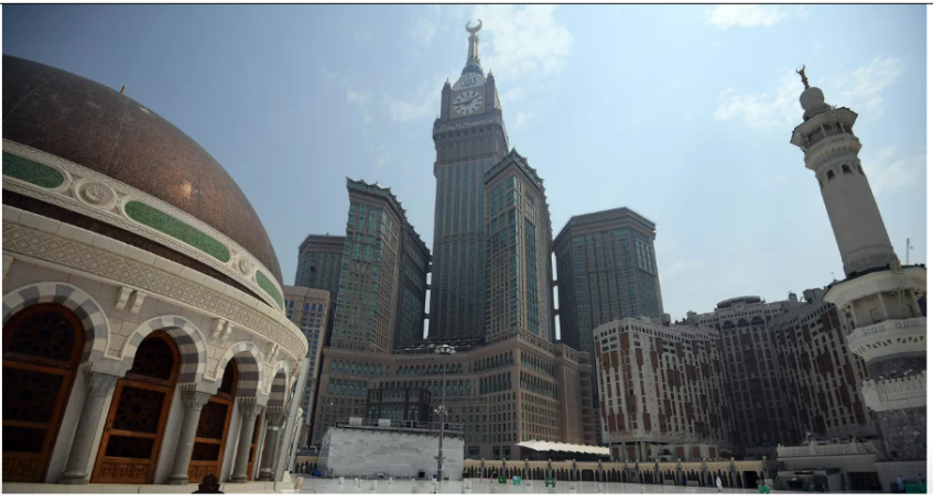 На Мекку обрушился шторм с порывами ветра скоростью более 80 километров в час
