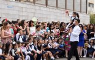 Արցախում առաջինցիները խիստ անսովոր պայմաններում են սկսում իրենց ճամփորդությունը դեպի գիտելիքի  աշխարհ. նախարար