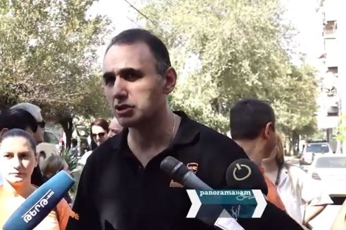 Activist calls out Armenian leaders for abandoning sieged Artsakh