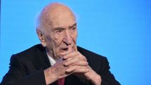 Итальянский кинорежиссер Джулиано Монтальдо умер в возрасте 93 лет