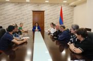 Նոր չափորոշիչները նոր մոտեցումներ են պահանջում. Նախարարը՝ դժգոհող ուսուցիչներին