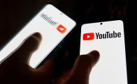 Глава Минцифры высказался о блокировке YouTube и WhatsApp в России