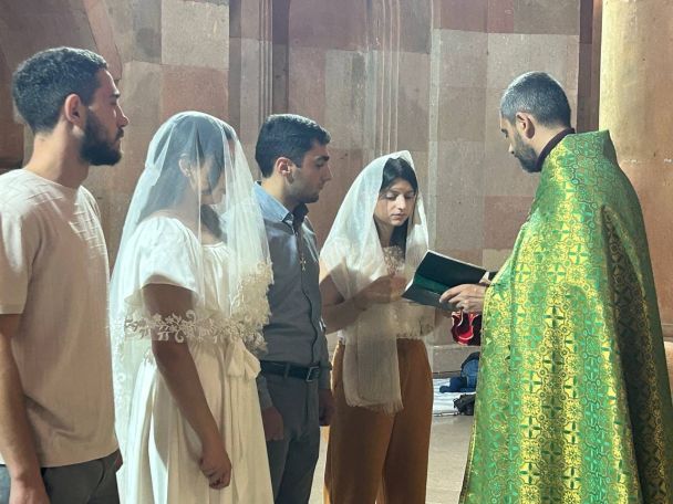 Wedding ceremony held in Stepanakert