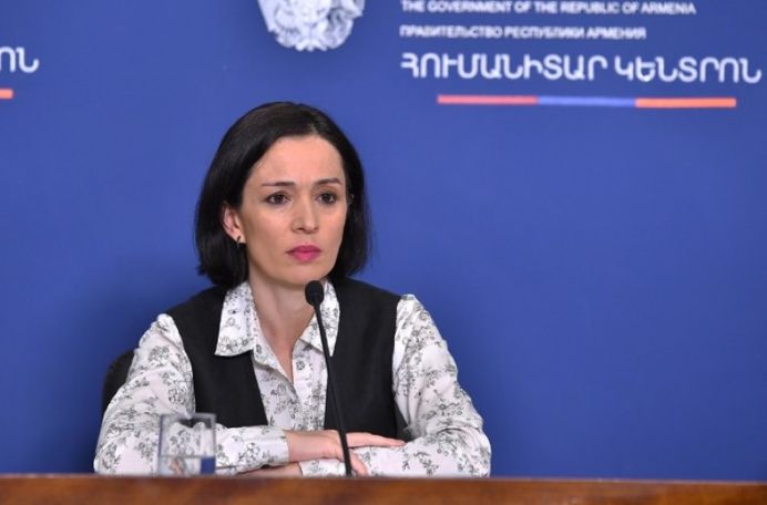 Министр: В различные школы Армении обратились около 100 граждан из Нагорного Карабаха