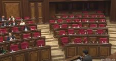 Armenian parliament debates Rome Statute ratification