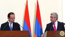 Hollande accepts invitation to participate in Armenian Genocide centenary events in Yerevan